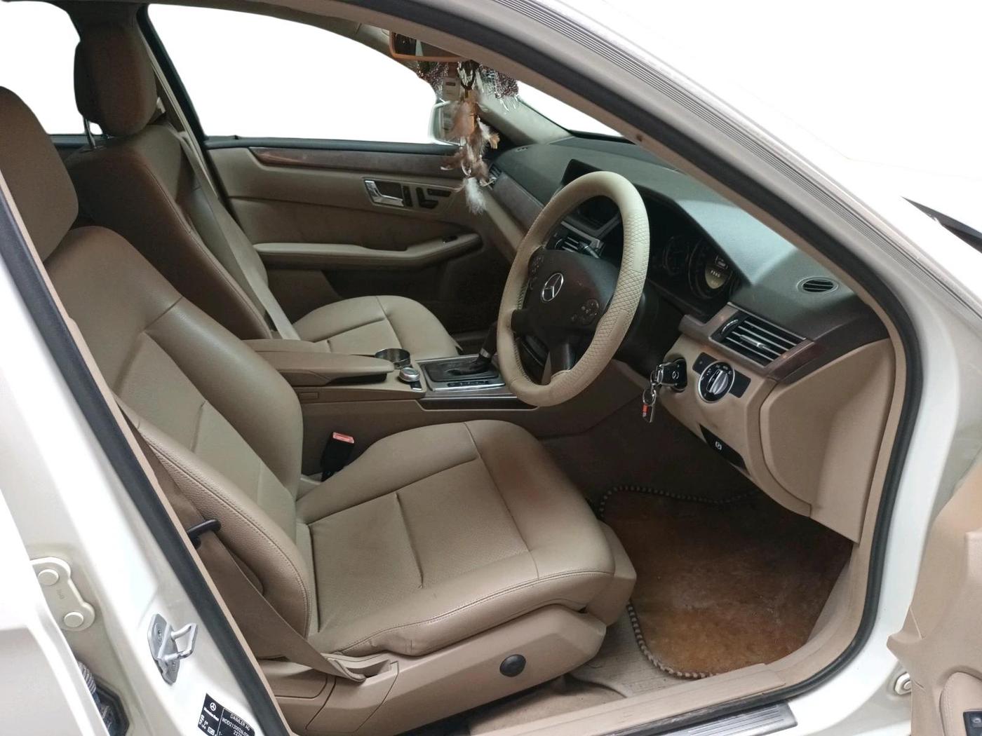 2011 Mercedes Benz E Class E 220 CDI ELEGANCE, Diesel, Automatic, 1,52,400 km, interior