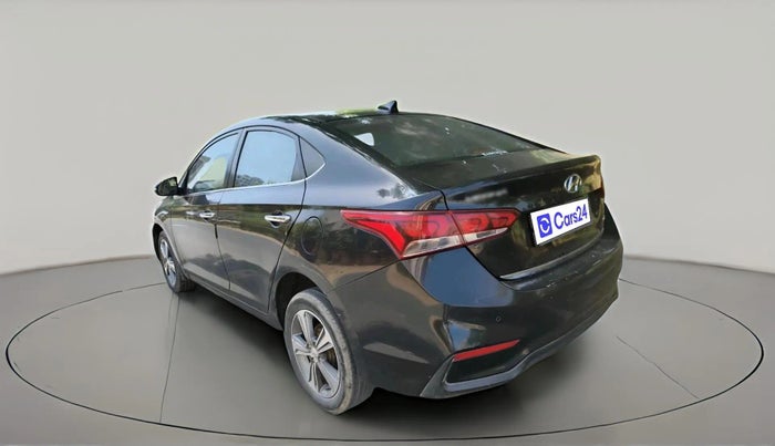 2017 Hyundai Verna 1.6 SX (O) CRDI MT, Diesel, Manual, 1,28,961 km, exterior