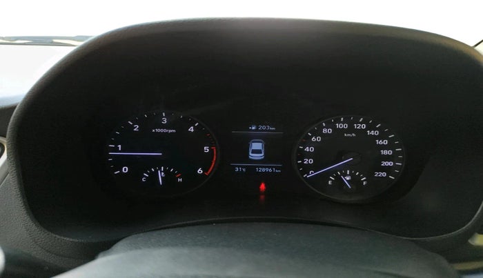2017 Hyundai Verna 1.6 SX (O) CRDI MT, Diesel, Manual, 1,28,961 km, interior