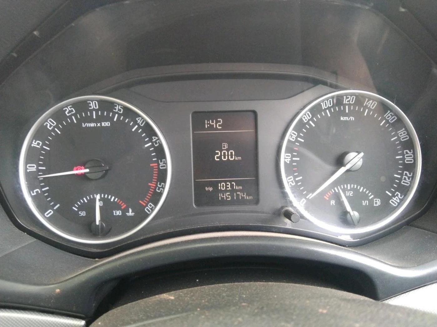 2011 Skoda Laura AMBIENTE 2.0 TDI CR MT, Diesel, Manual, 1,45,174 km, interior