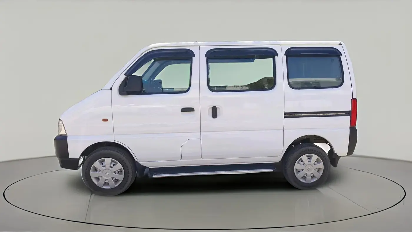 2023 Maruti Eeco 5 STR AC, Petrol, Manual, 18,073 km, exterior