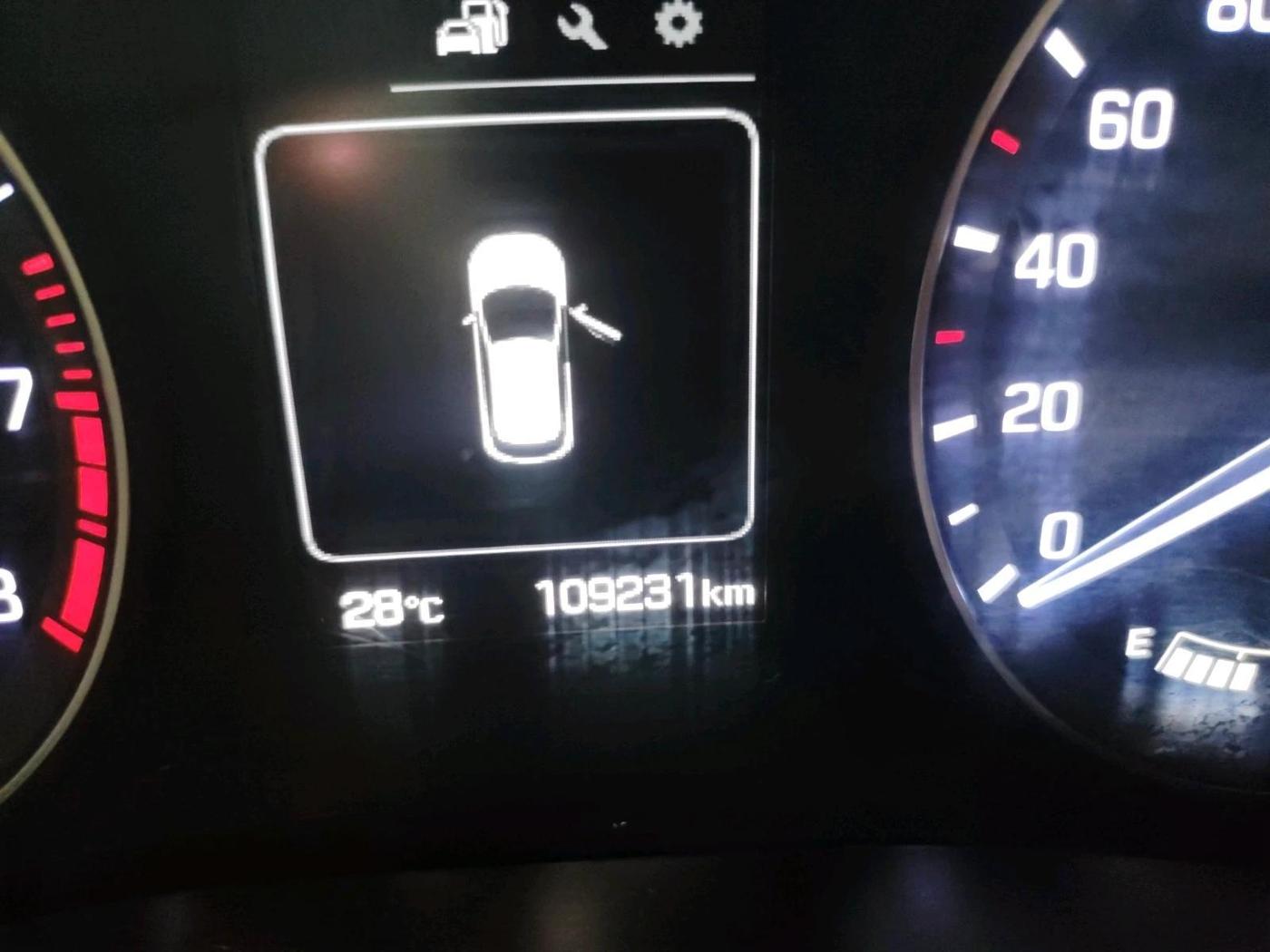 2016 Hyundai Elite i20 ASTA 1.2, Petrol, Manual, 1,09,231 km, interior
