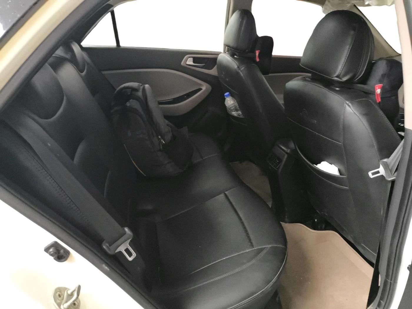 2019 Hyundai Elite i20 MAGNA PLUS 1.2, CNG, Manual, 1,09,934 km, interior
