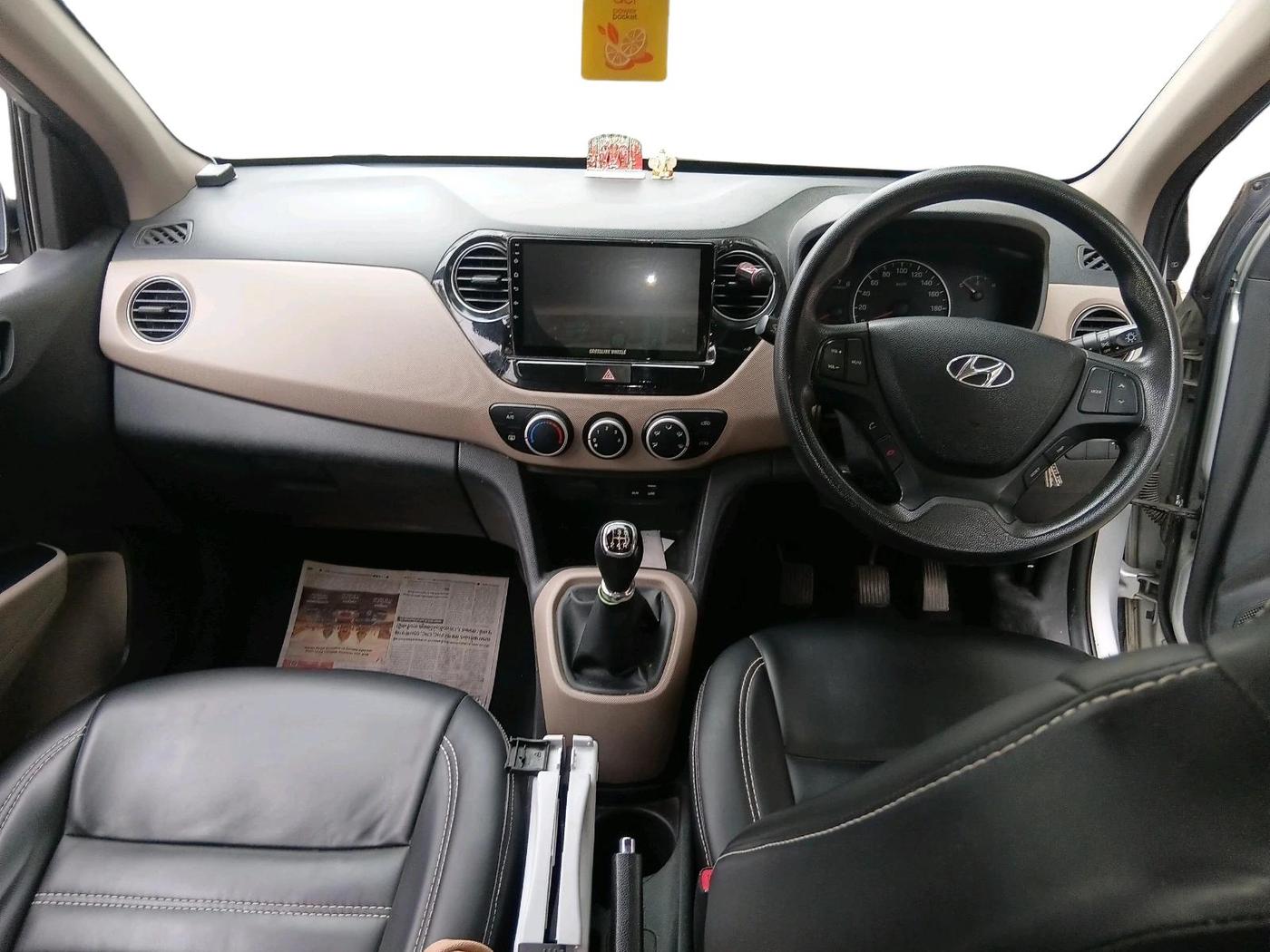 2016 Hyundai Grand i10 SPORTZ 1.2 KAPPA VTVT, Petrol, Manual, 54,297 km, interior