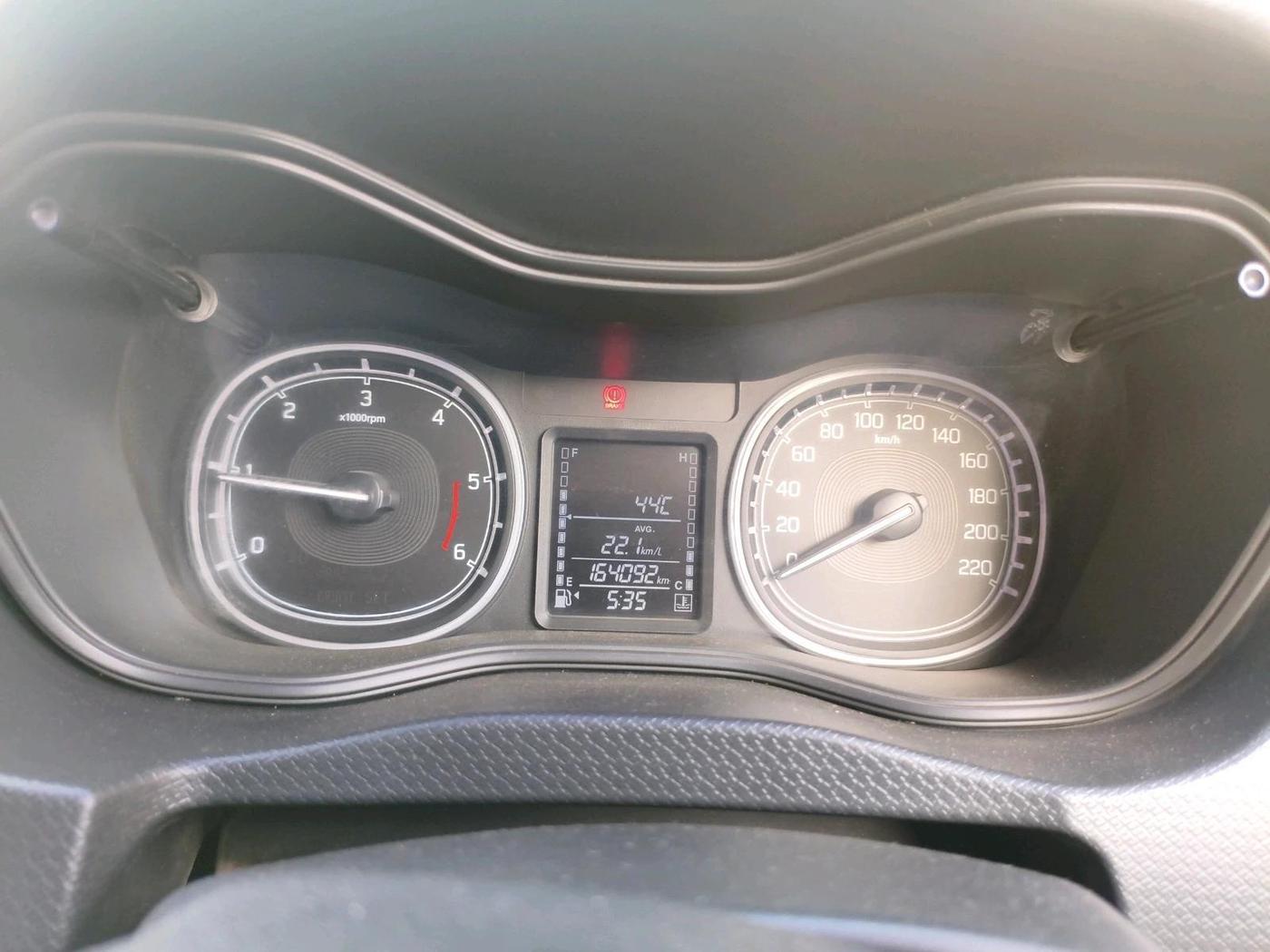 2017 Maruti Vitara Brezza ZDI PLUS, Diesel, Manual, 1,64,092 km, interior