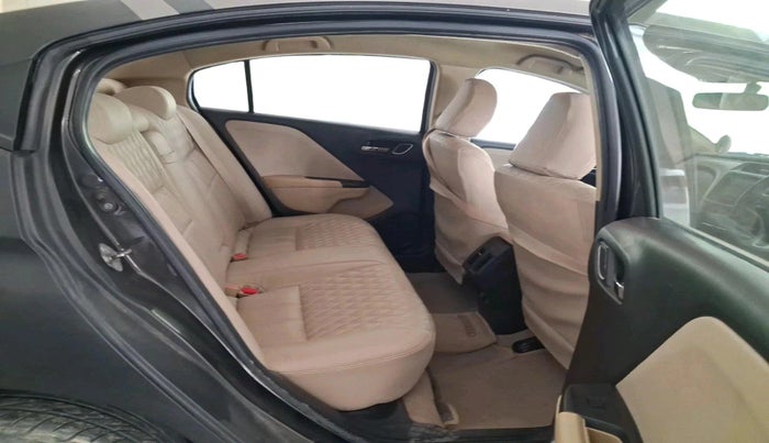 2022 Honda City 1.5L I-VTEC V MT 5TH GEN, Petrol, Manual, 86,039 km, interior