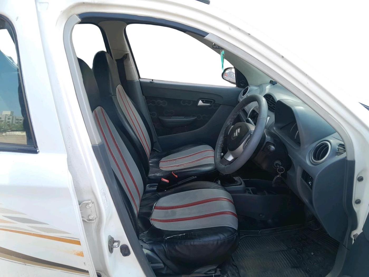 2016 Maruti Alto 800 LXI, CNG, Manual, 1,11,446 km, interior