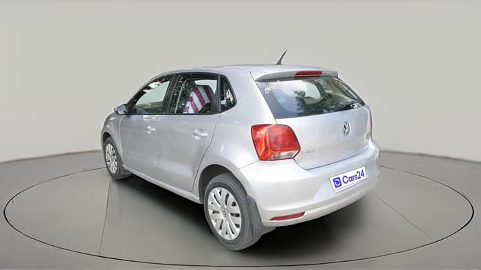 2016 Volkswagen Polo COMFORTLINE 1.2L, Petrol, Manual, 1,34,543 km, exterior