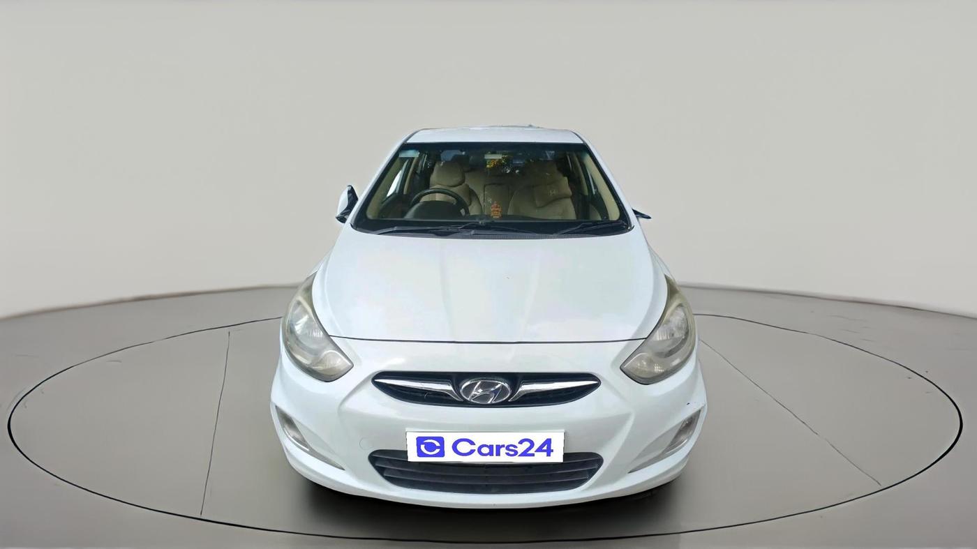 2011 Hyundai Verna FLUIDIC 1.6 VTVT SX, Petrol, Manual, 64,166 km, exterior