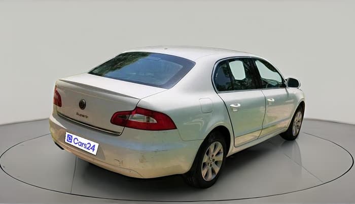 2013 Skoda Superb ELEGANCE 2.0 TDI CR AT, Diesel, Automatic, 89,262 km, exterior