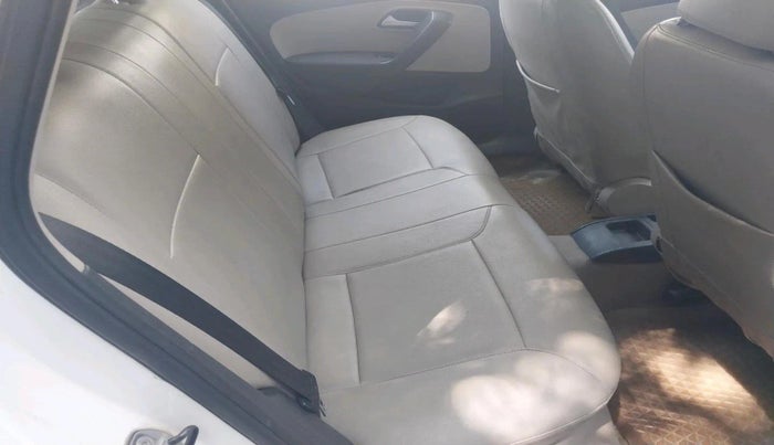 2013 Volkswagen Polo HIGHLINE1.2L, Petrol, Manual, 1,22,882 km, interior