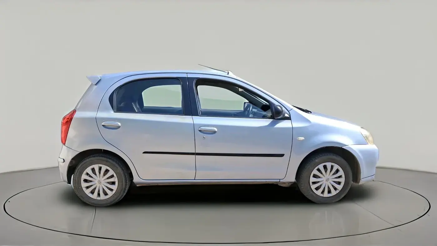 2012 Toyota Etios Liva G, CNG, Manual, 1,45,502 km, exterior
