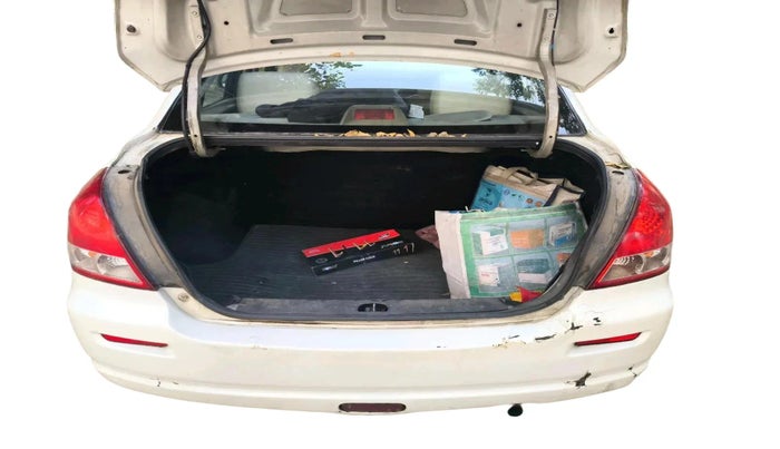 2009 Maruti Swift VDI, Diesel, Manual, 3,23,170 km, exterior