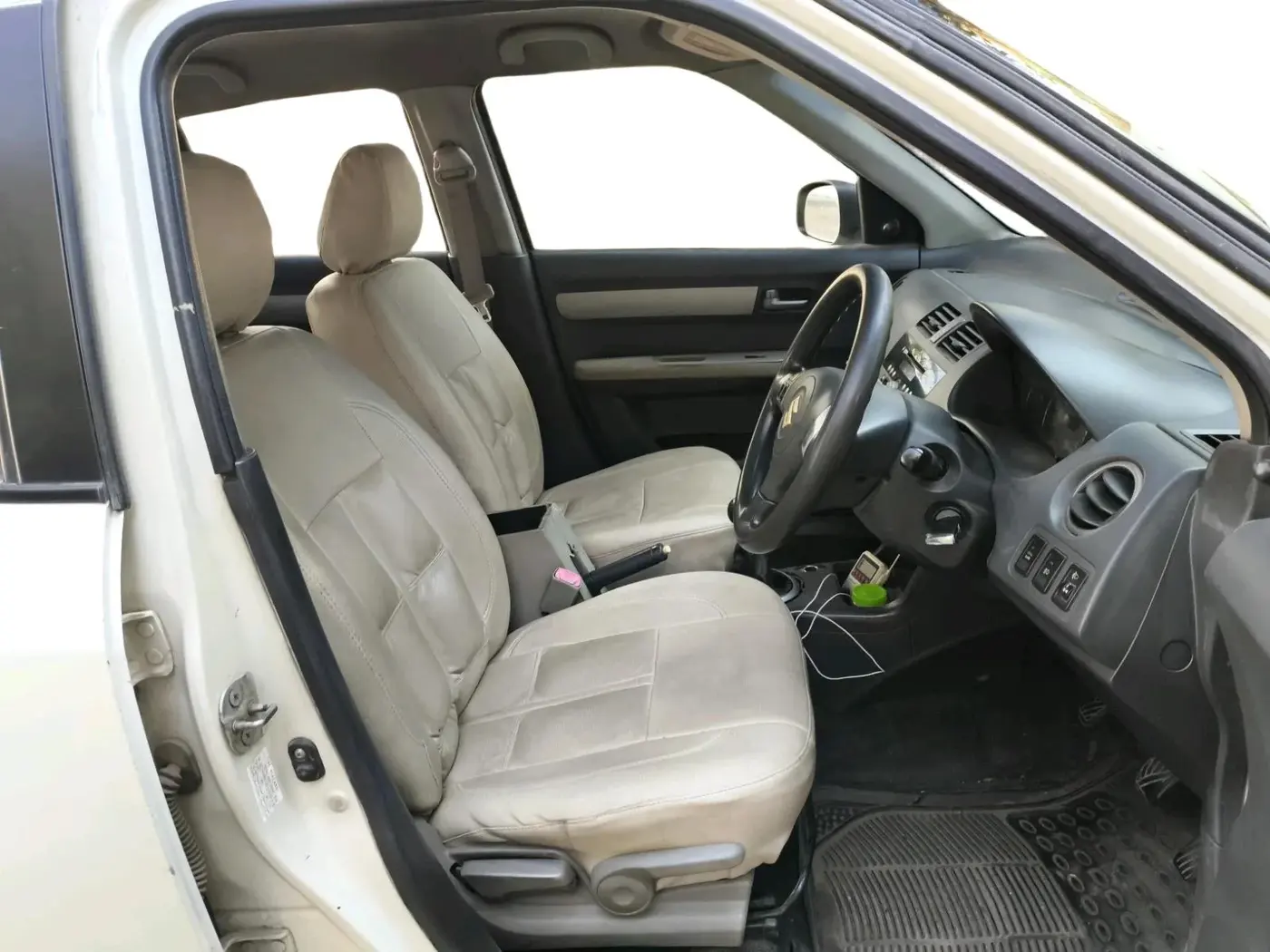 2009 Maruti Swift VDI, Diesel, Manual, 3,23,170 km, interior