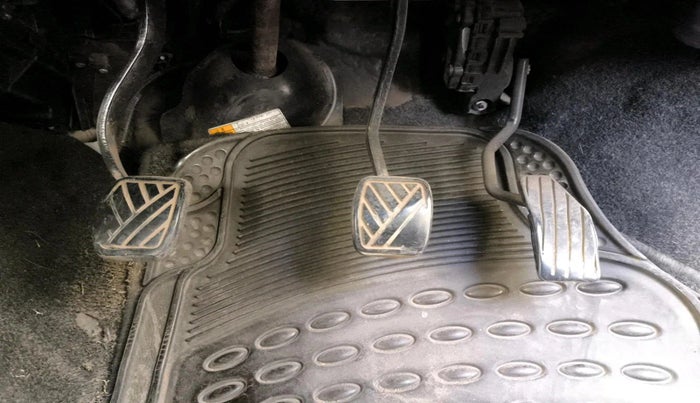 2009 Maruti Swift VDI, Diesel, Manual, 3,23,170 km, interior