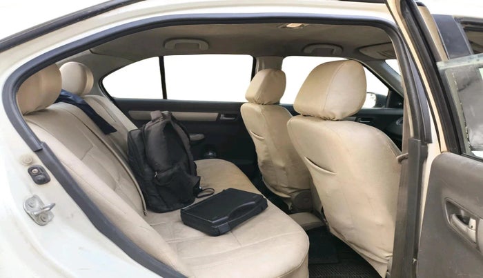 2009 Maruti Swift VDI, Diesel, Manual, 3,23,170 km, interior