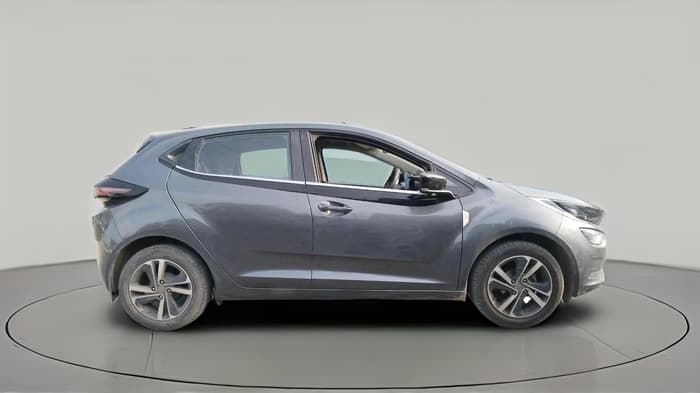 2022 Tata ALTROZ XZ PETROL, CNG, Manual, 47,513 km, exterior