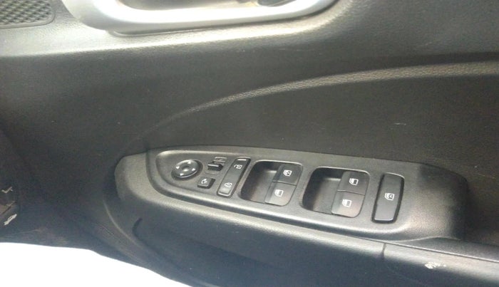 2019 Hyundai VENUE SX 1.4 CRDI, Diesel, Manual, 41,430 km, interior