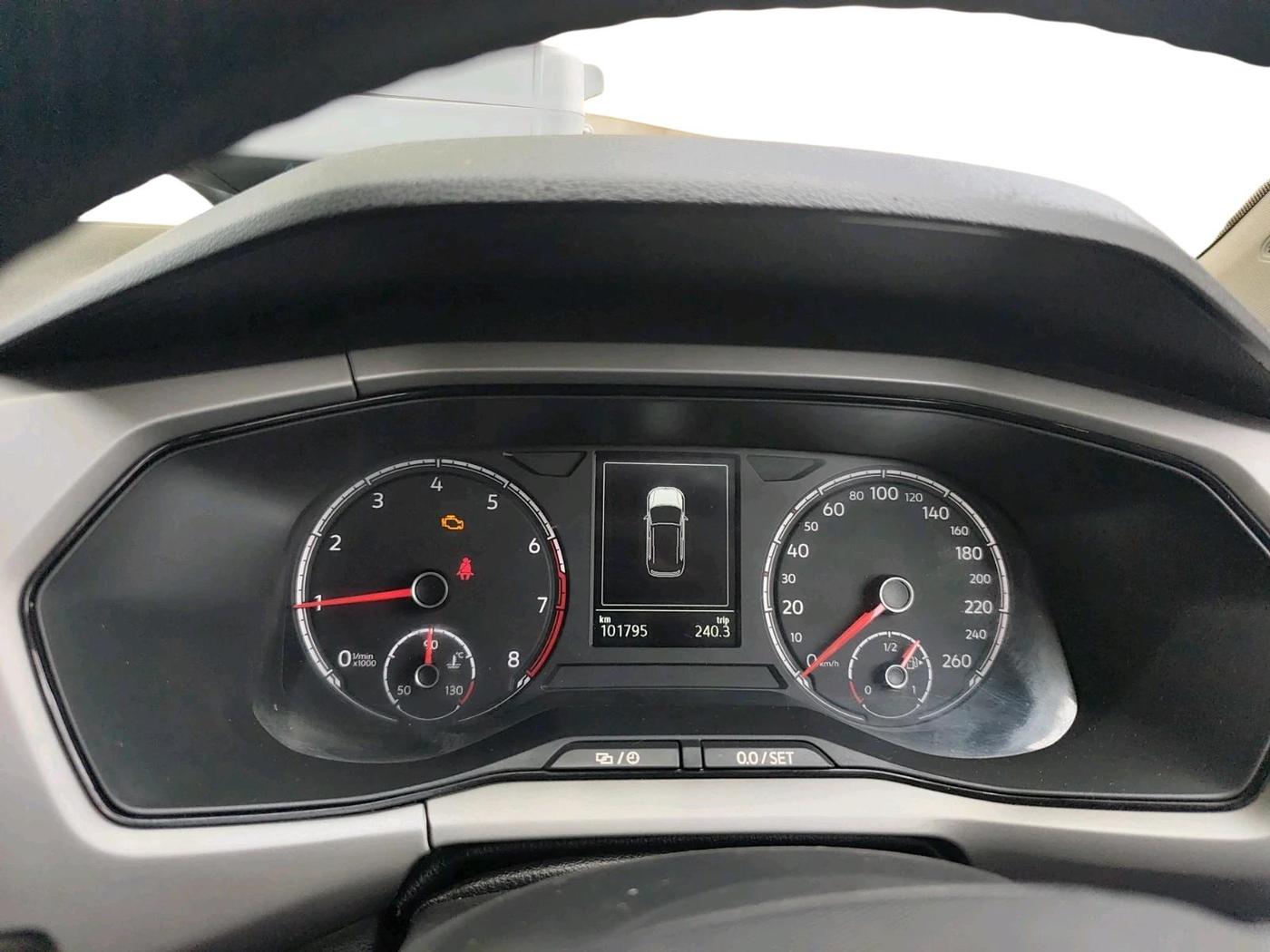 2021 Volkswagen TAIGUN HIGHLINE 1.0 TSI AT, Petrol, Automatic, 1,01,795 km, interior