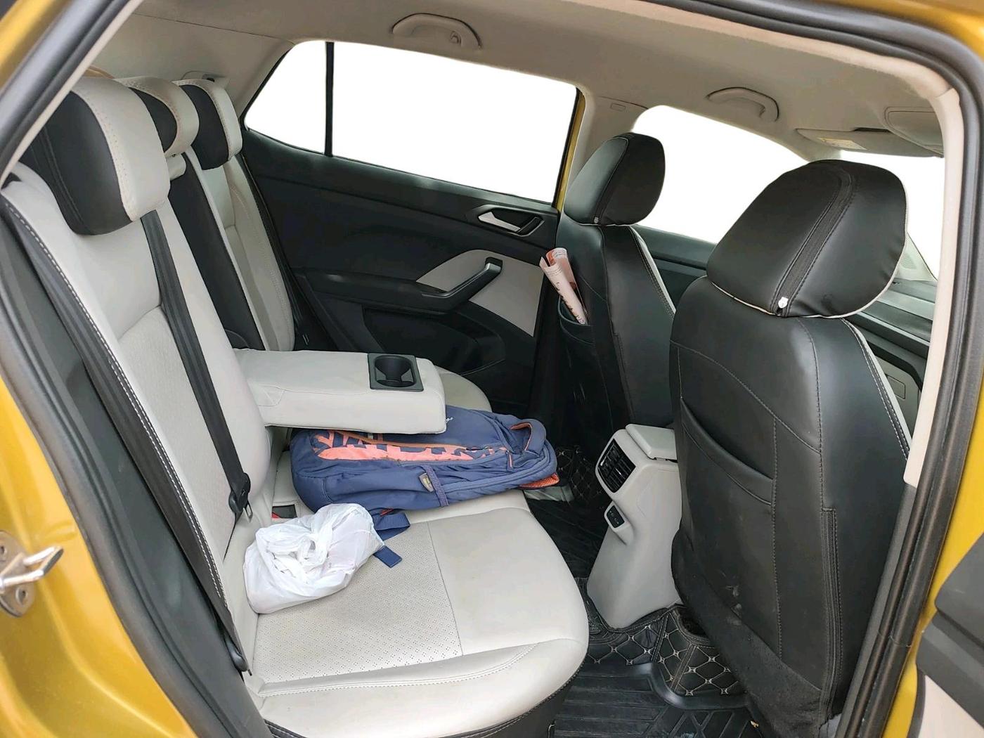 2021 Volkswagen TAIGUN HIGHLINE 1.0 TSI AT, Petrol, Automatic, 1,01,795 km, interior