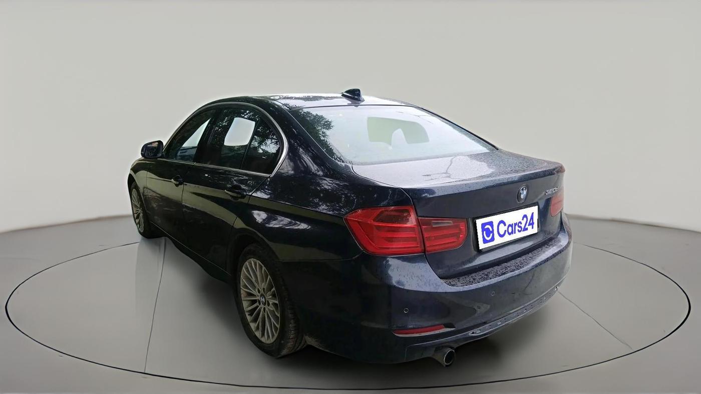 2013 BMW 3 Series 320D LUXURYLINE, Diesel, Automatic, 82,466 km, exterior