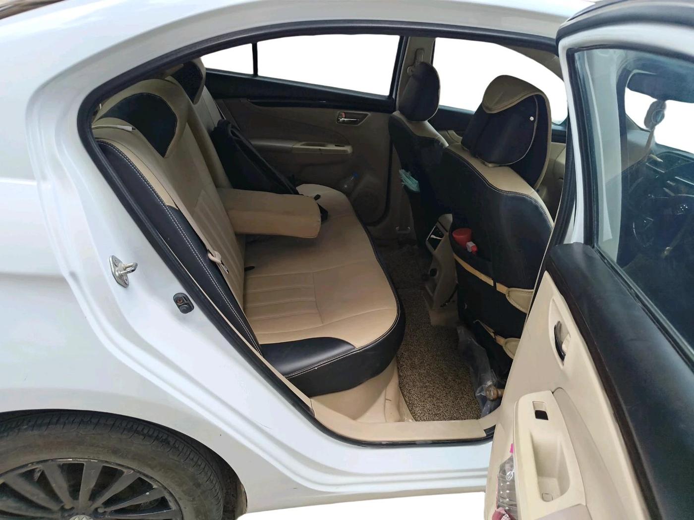 2017 Maruti Ciaz ZDI+ SHVS, Diesel, Manual, 1,43,439 km, interior