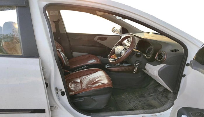 2020 Hyundai AURA S 1.2 CNG, CNG, Manual, 2,05,834 km, interior