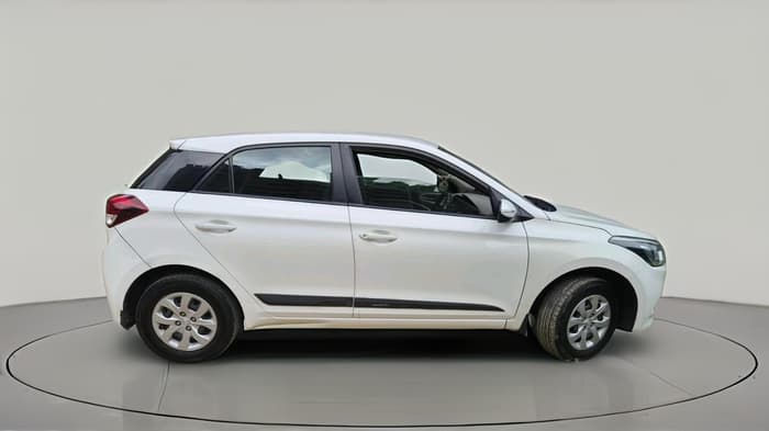2017 Hyundai Elite i20 SPORTZ 1.2, Petrol, Manual, 1,07,106 km, exterior