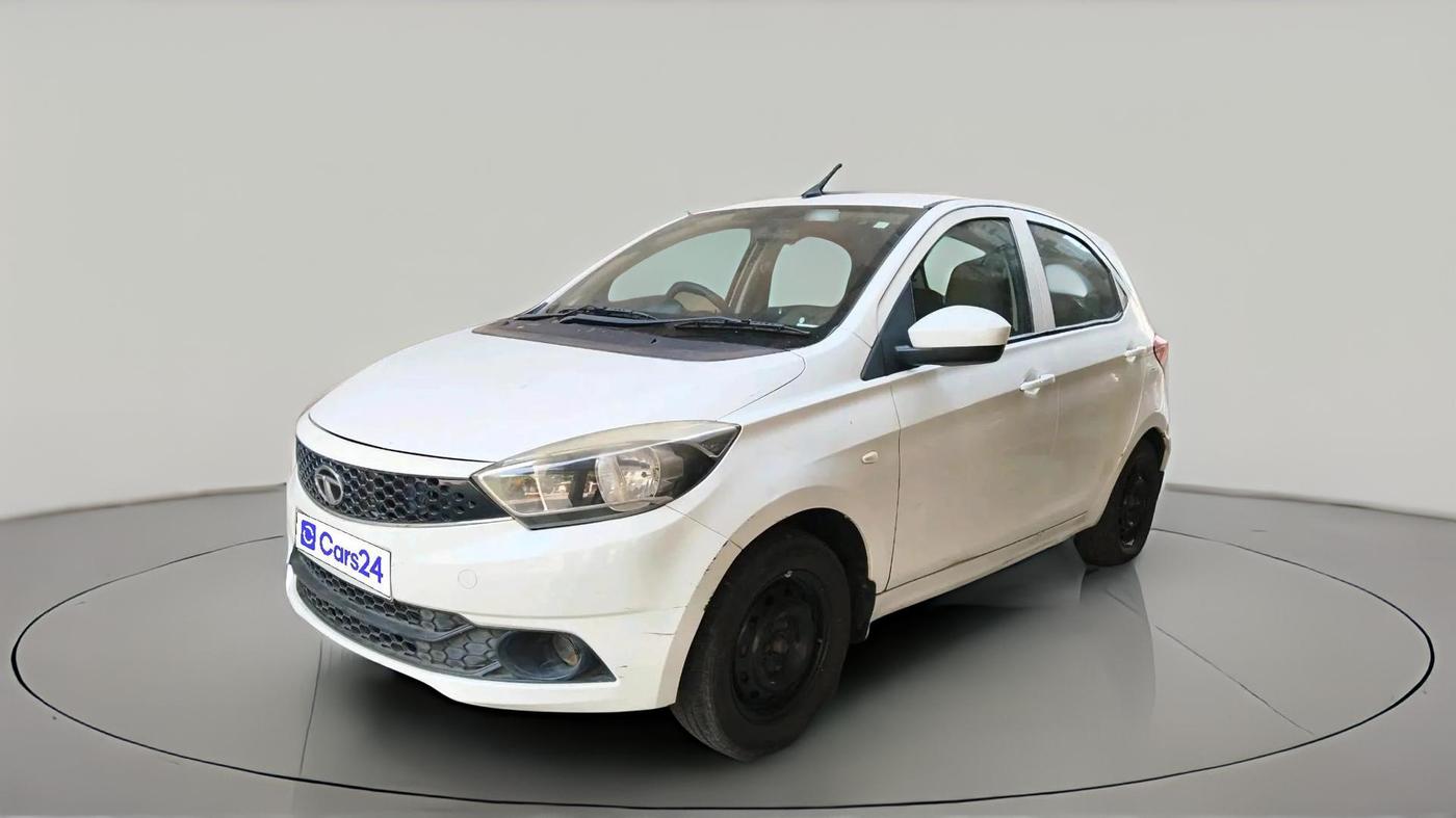 2017 Tata Tiago XT PETROL, CNG, Manual, 1,04,555 km, exterior