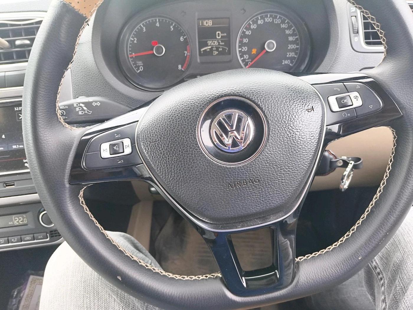 2019 Volkswagen Ameo HIGHLINE PLUS 1.0L 16 ALLOY, Petrol, Manual, 95,067 km, interior