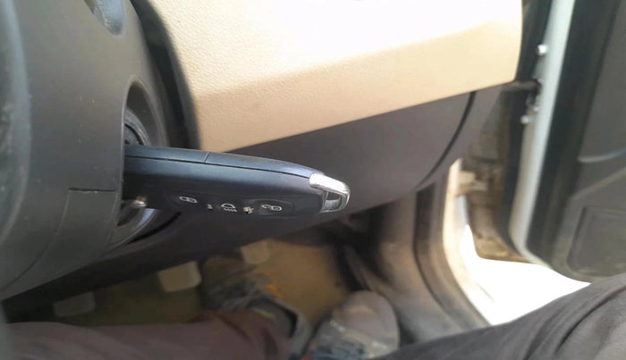 2016 Tata Zest XM 90PS DIESEL, Diesel, Manual, 1,17,700 km, interior