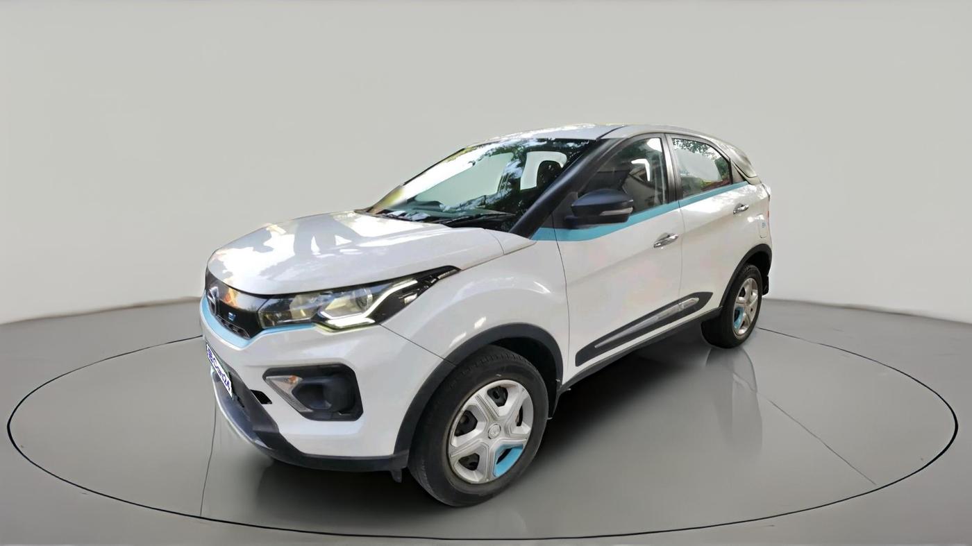 2022 Tata NEXON EV XM, Electric, Automatic, 88,787 km, exterior