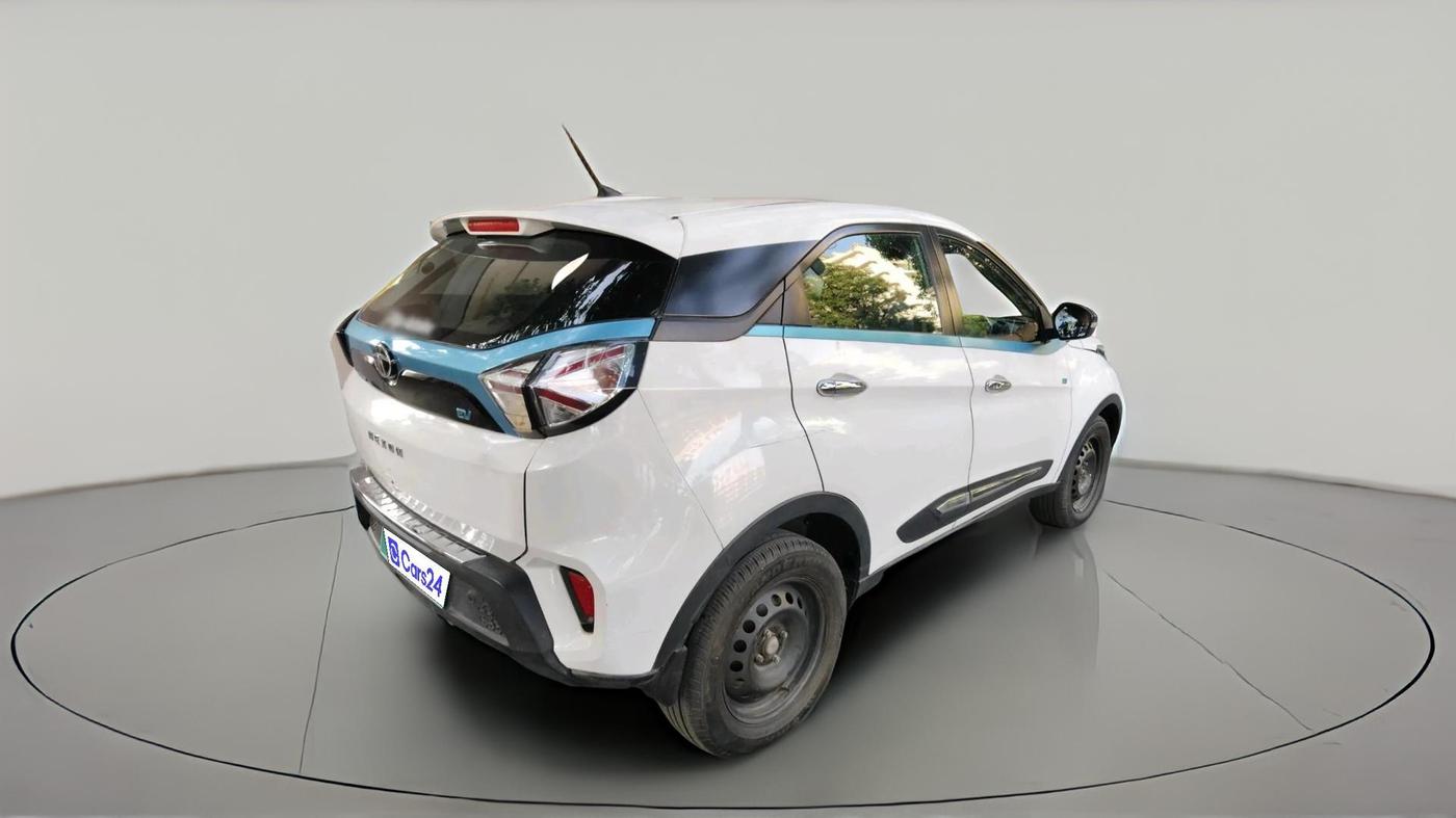 2022 Tata NEXON EV XM, Electric, Automatic, 88,787 km, exterior
