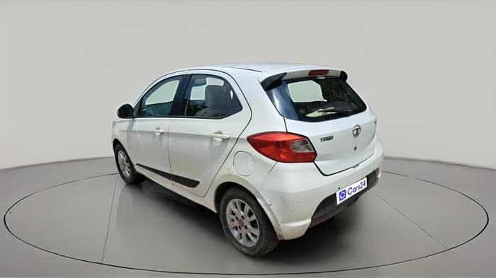 2018 Tata Tiago XZA PETROL, CNG, Automatic, 1,12,524 km, exterior