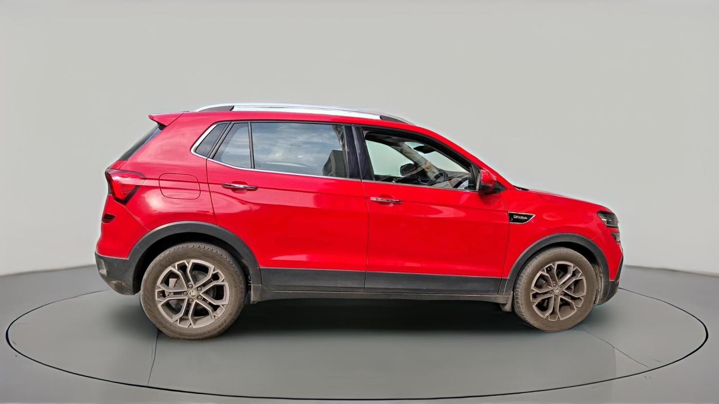 2021 Skoda KUSHAQ STYLE 1.5L TSI MT, Petrol, Manual, 1,01,030 km, exterior