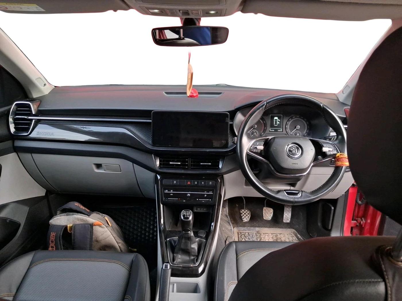 2021 Skoda KUSHAQ STYLE 1.5L TSI MT, Petrol, Manual, 1,01,030 km, interior