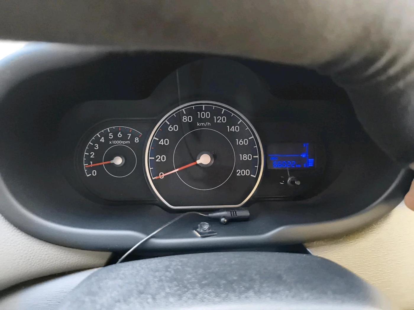 2013 Hyundai i10 MAGNA 1.1, Petrol, Manual, 66,023 km, interior