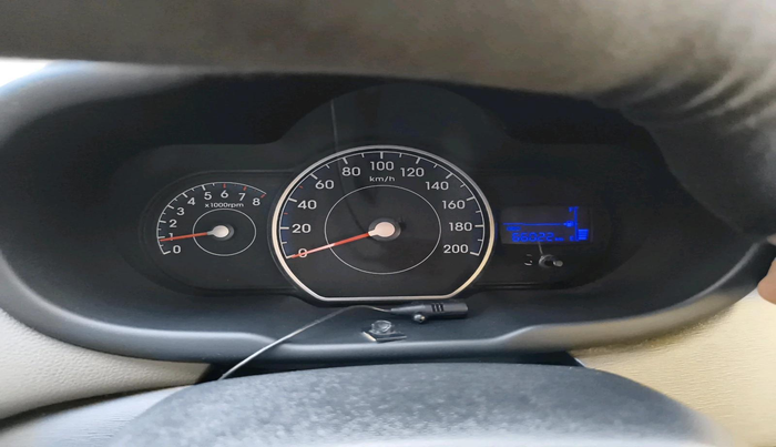2013 Hyundai i10 MAGNA 1.1, Petrol, Manual, 66,023 km, interior