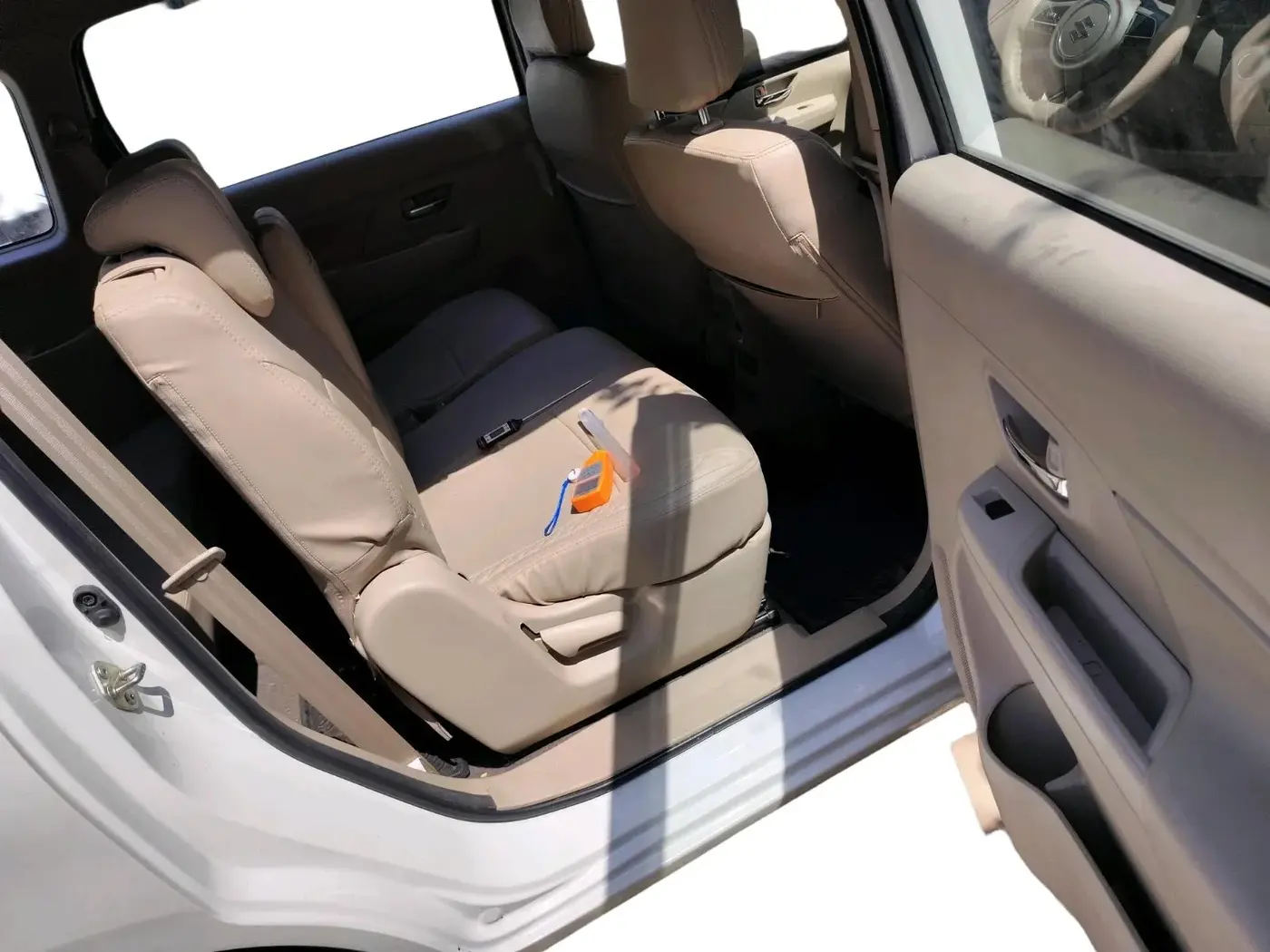 2023 Maruti Ertiga ZXI (O) CNG, CNG, Manual, 14,846 km, interior