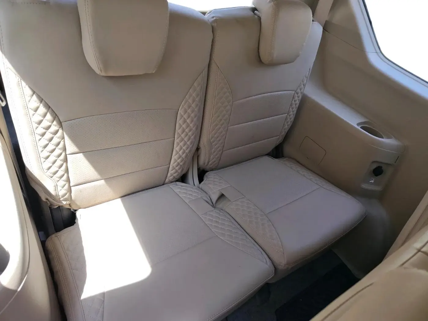 2023 Maruti Ertiga ZXI (O) CNG, CNG, Manual, 14,846 km, interior