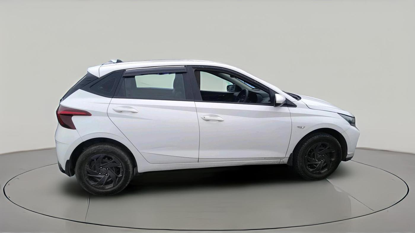 2022 Hyundai NEW I20 MAGNA 1.2 MT, Petrol, Manual, 53,641 km, exterior