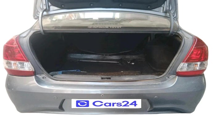 2017 Toyota Etios VXD PLATINUM, Diesel, Manual, 1,10,076 km, exterior