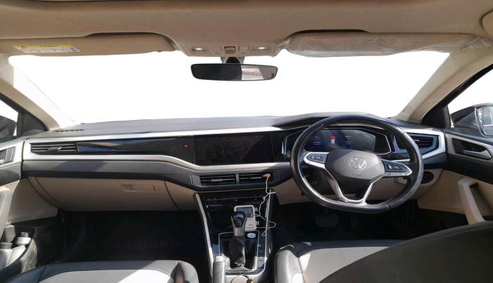 2024 Volkswagen VIRTUS TOPLINE TSI 1.0 AT, Petrol, Automatic, 28,058 km, interior