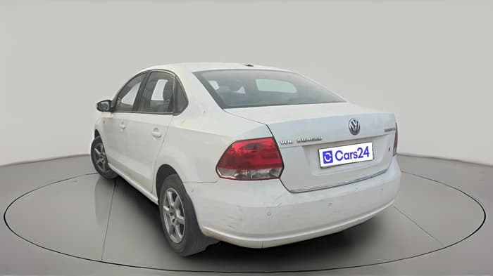 2014 Volkswagen Vento HIGHLINE DIESEL 1.6, Diesel, Manual, 1,17,696 km, exterior