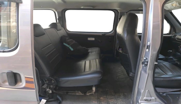 2022 Maruti Eeco 5 STR AC (O), Petrol, Manual, 22,597 km, interior