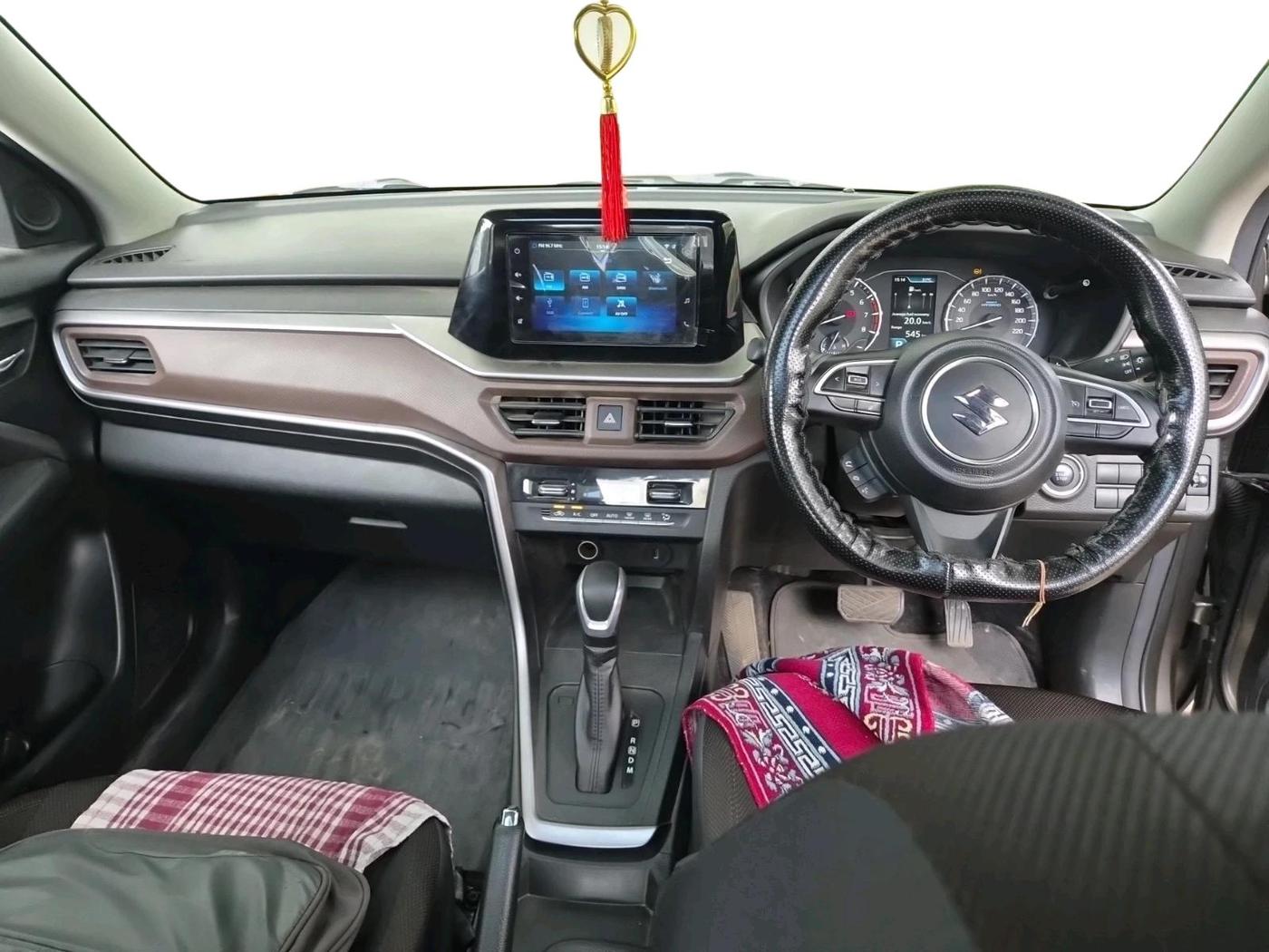 2023 Maruti BREZZA ZXI AT SMART HYBRID, Petrol, Automatic, 33,277 km, interior