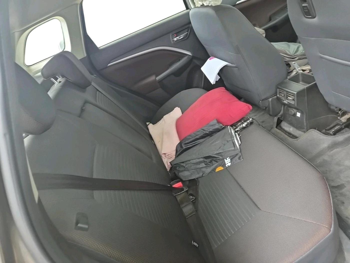 2023 Maruti BREZZA ZXI AT SMART HYBRID, Petrol, Automatic, 33,277 km, interior