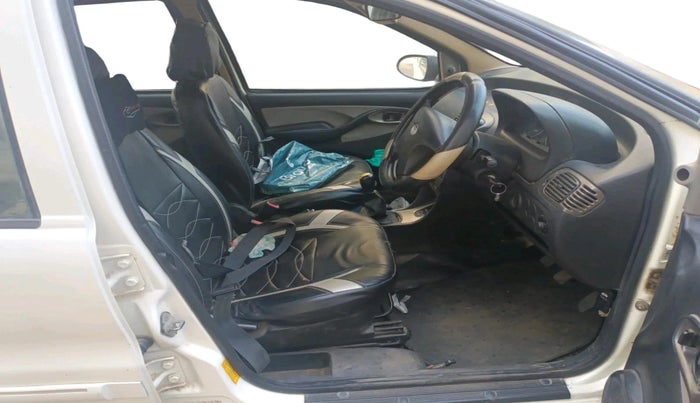 2014 Tata Indigo ECS LX TDI, Diesel, Manual, 1,33,106 km, interior