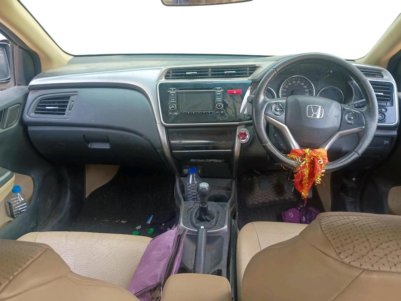 2014 Honda City 1.5L I-DTEC VX, Diesel, Manual, 1,44,143 km, interior