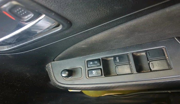 2019 Maruti Swift VXI, Petrol, Manual, 96,822 km, interior